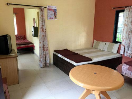 Mtdc Approved Mohiniraj Guest House Nashik Ngoại thất bức ảnh